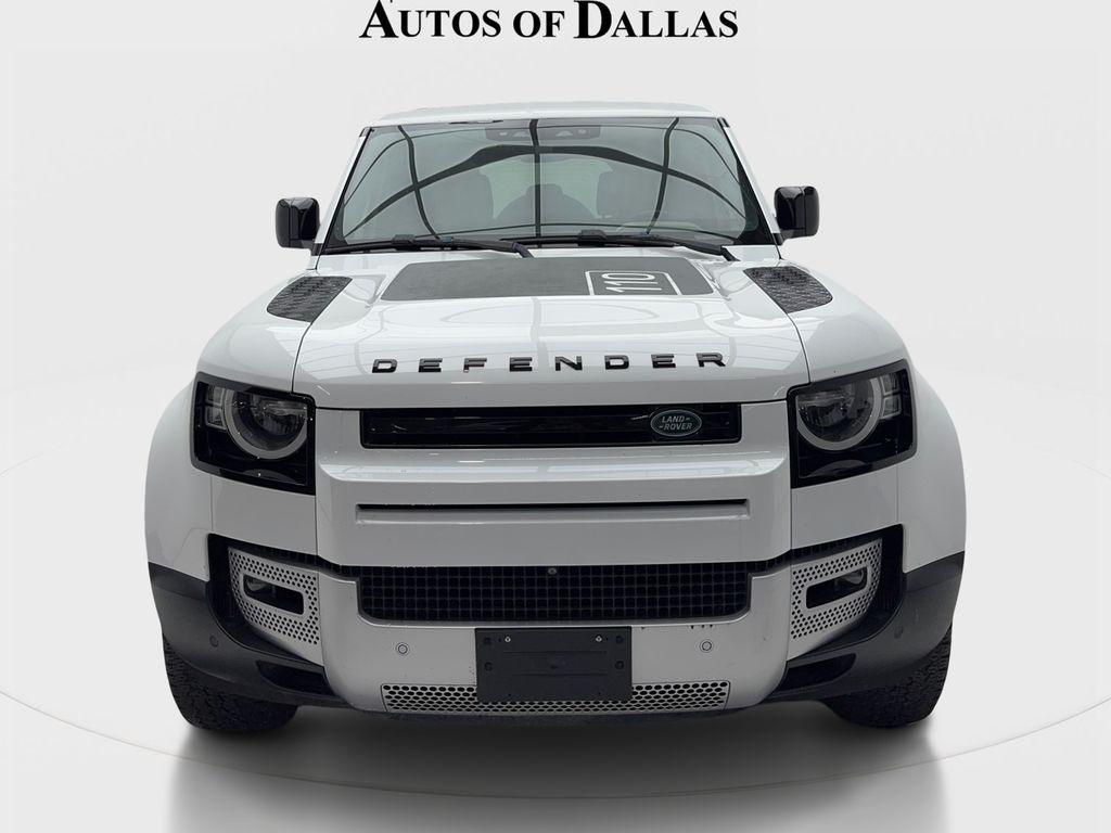 2023 Land Rover Defender S Image 2 of 48