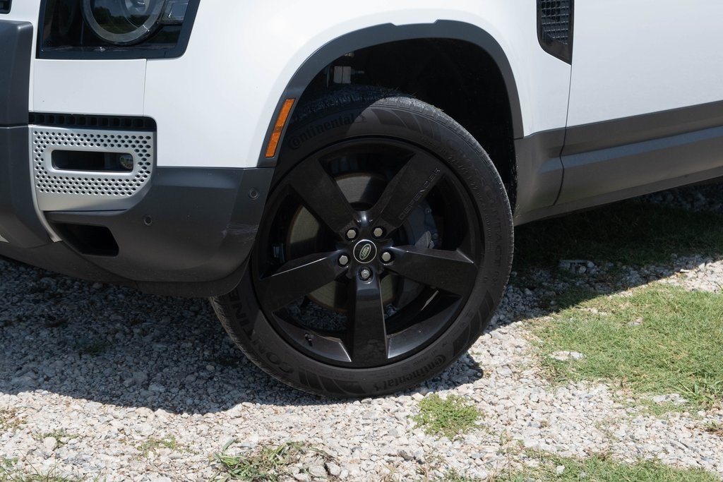 Vehicle image 6 of 49