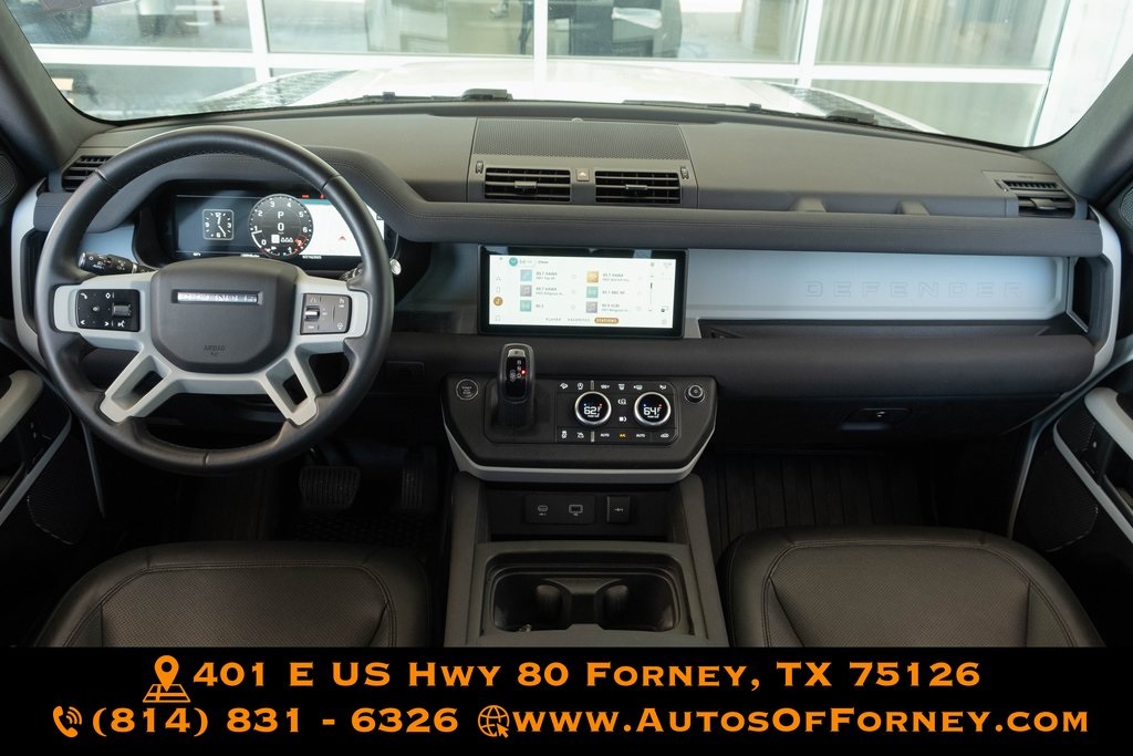 Vehicle image 35 of 49