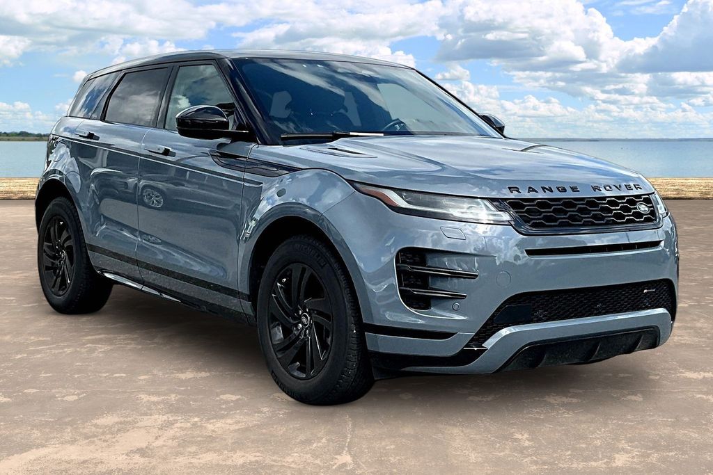 2023 Land Rover Range Rover Evoque R-Dynamic S Image 3 of 34