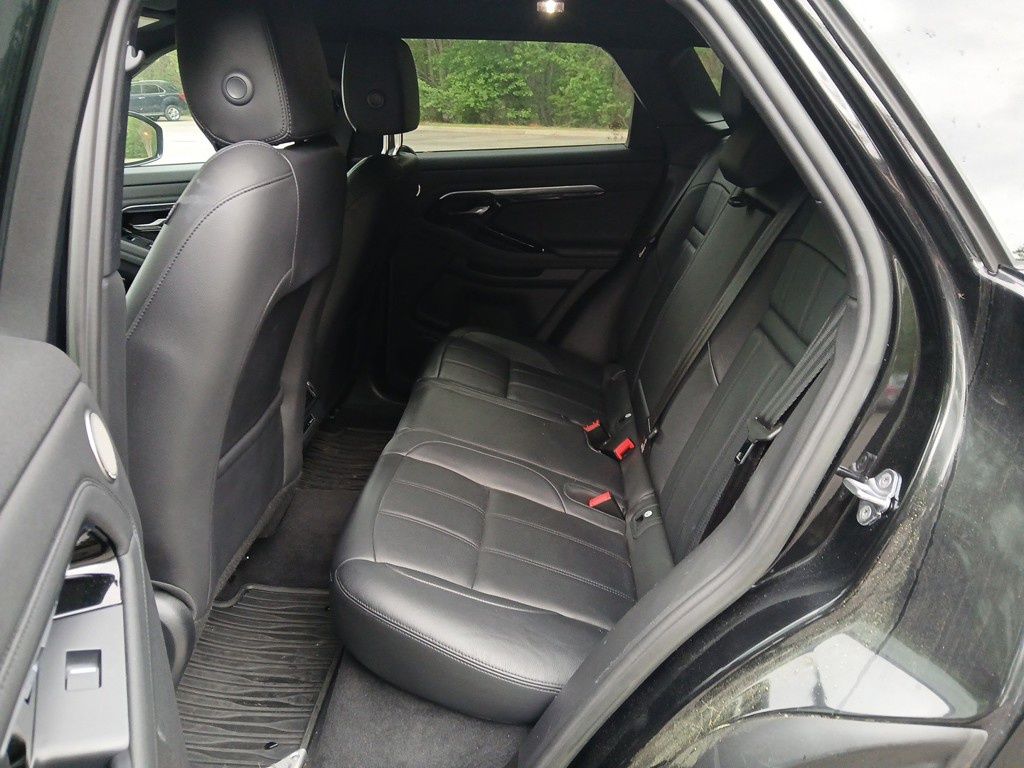 Vehicle image 13 of 29
