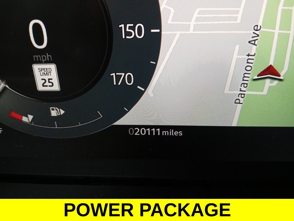 Vehicle image 17 of 29