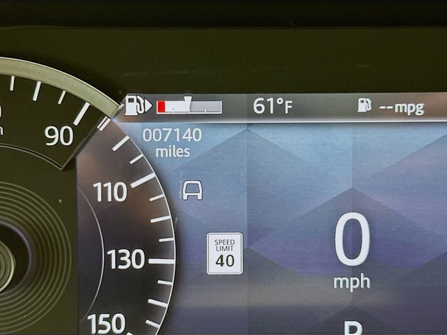 Vehicle image 8 of 20