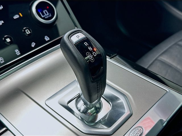 Vehicle image 13 of 20