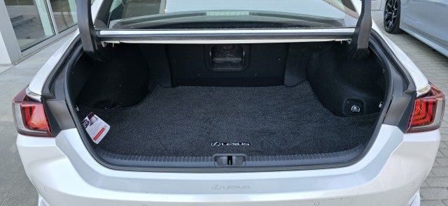 2023 Lexus ES 350 Image 16 of 38