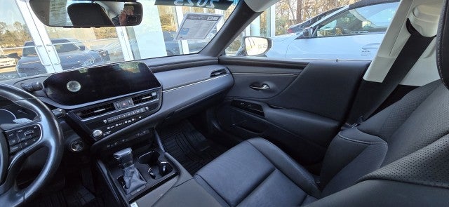 2023 Lexus ES 350 Image 23 of 38