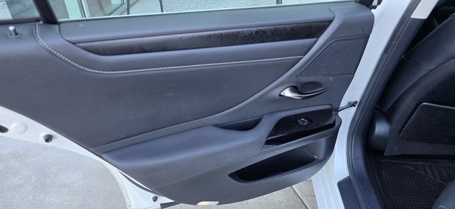 2023 Lexus ES 350 Image 31 of 38