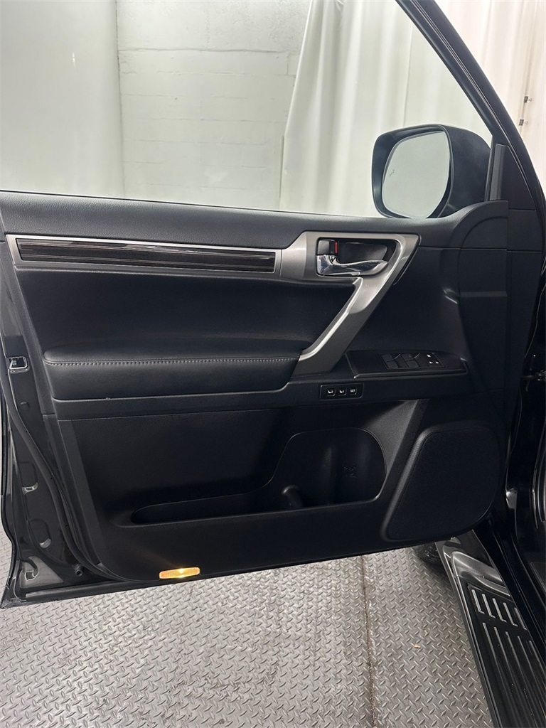 2023 Lexus GX 460 Premium Image 43 of 50
