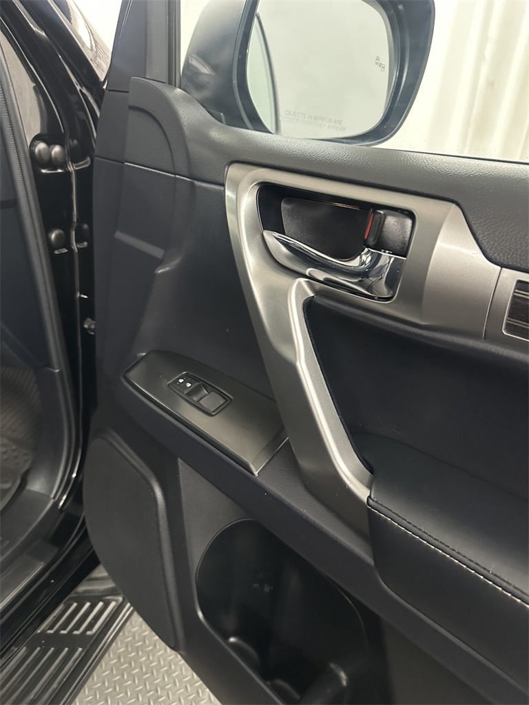 2023 Lexus GX 460 Premium Image 41 of 50