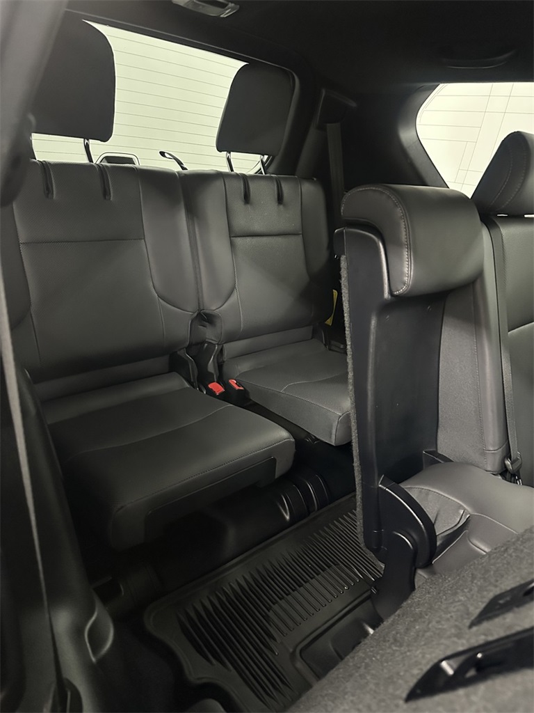 2023 Lexus GX 460 Premium Image 12 of 50