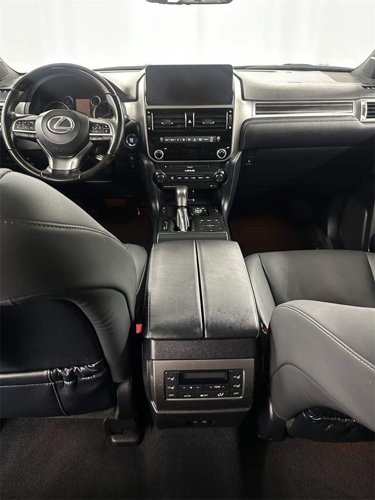 2023 Lexus GX 460 Premium Image 21 of 50