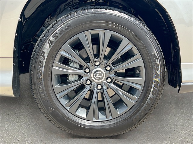 Vehicle image 35 of 36