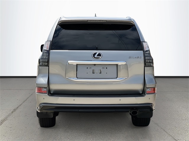 Vehicle image 6 of 36
