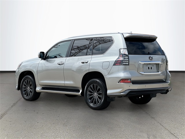 Vehicle image 7 of 36