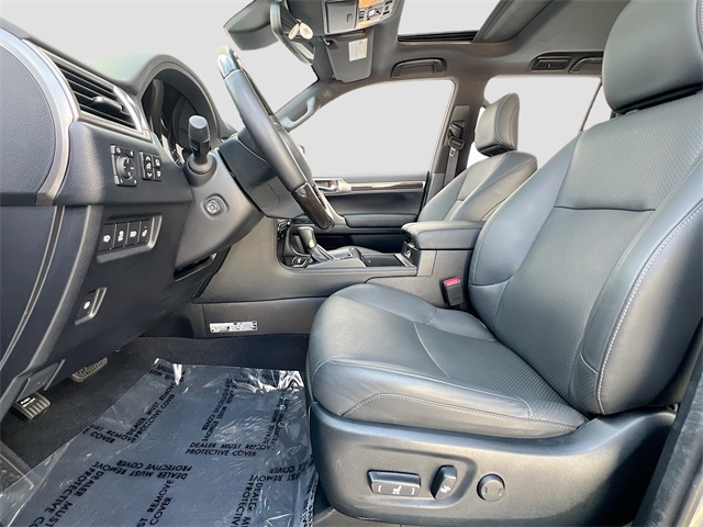 Vehicle image 23 of 36
