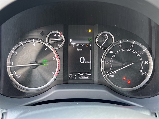 Vehicle image 13 of 36