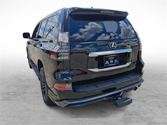 2023 Lexus GX 460 Luxury Image 11 of 31