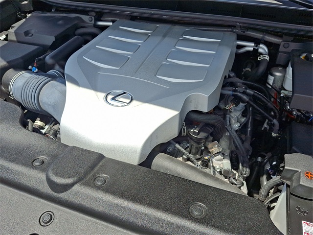 2023 Lexus GX 460 Luxury Image 13 of 31