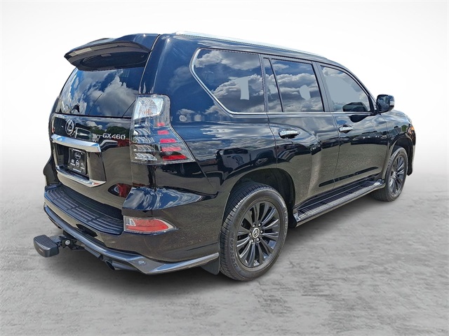 2023 Lexus GX 460 Luxury Image 7 of 31