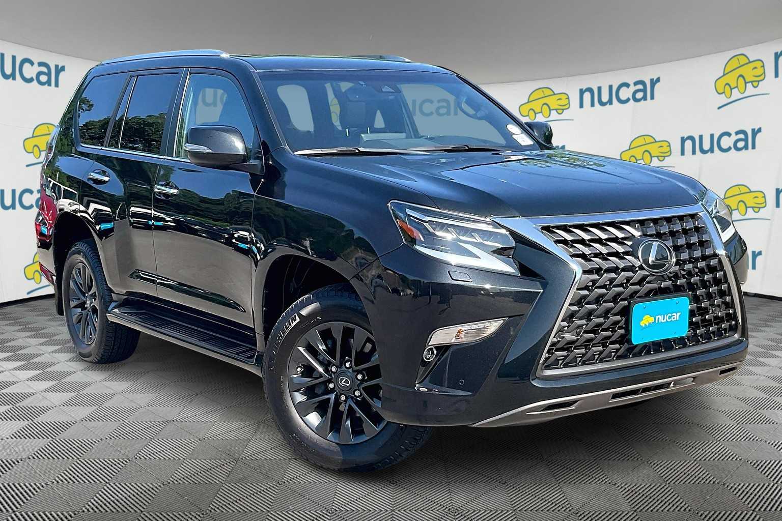 2023 Lexus GX 460 Premium Image 3 of 36