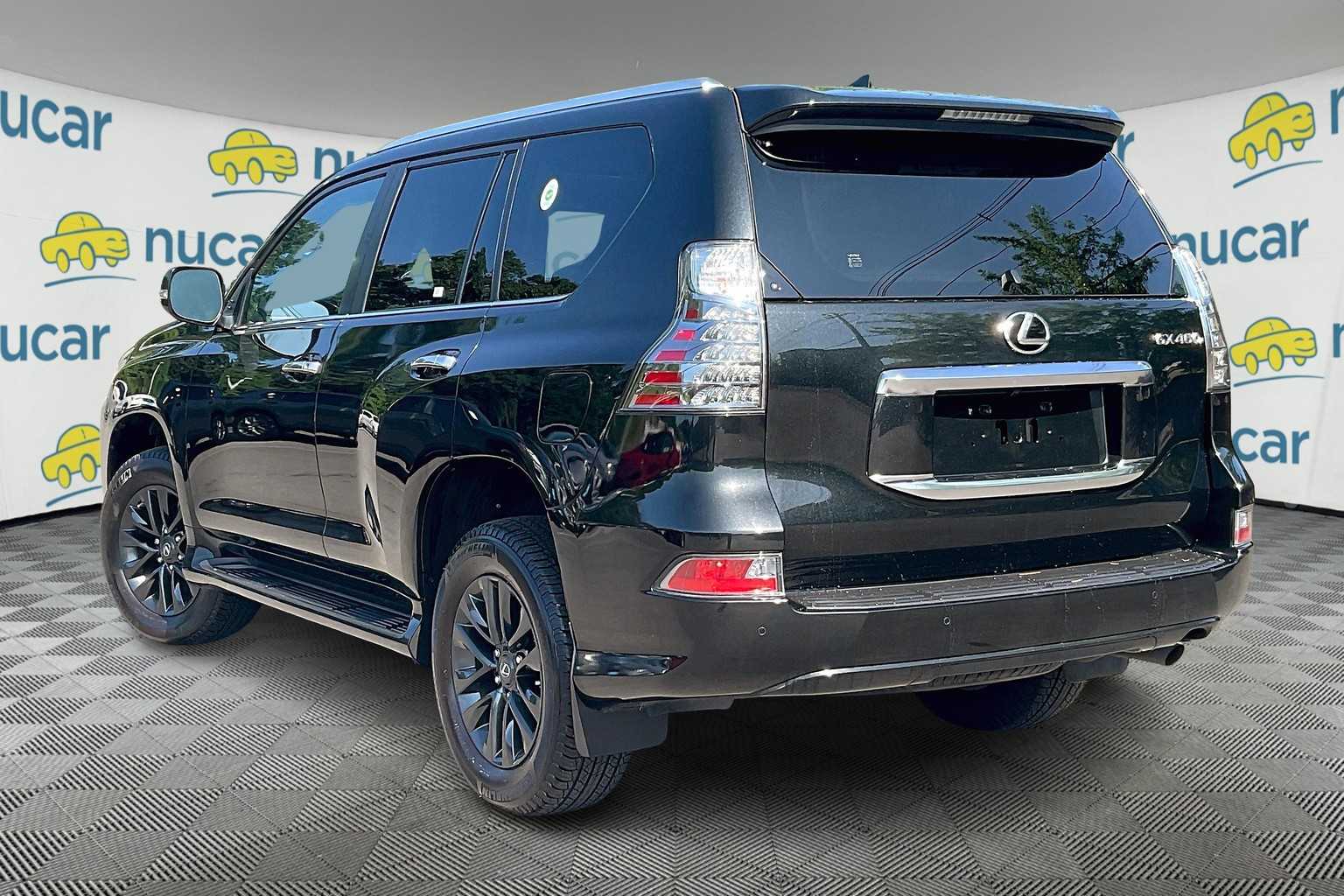 2023 Lexus GX 460 Premium Image 6 of 36