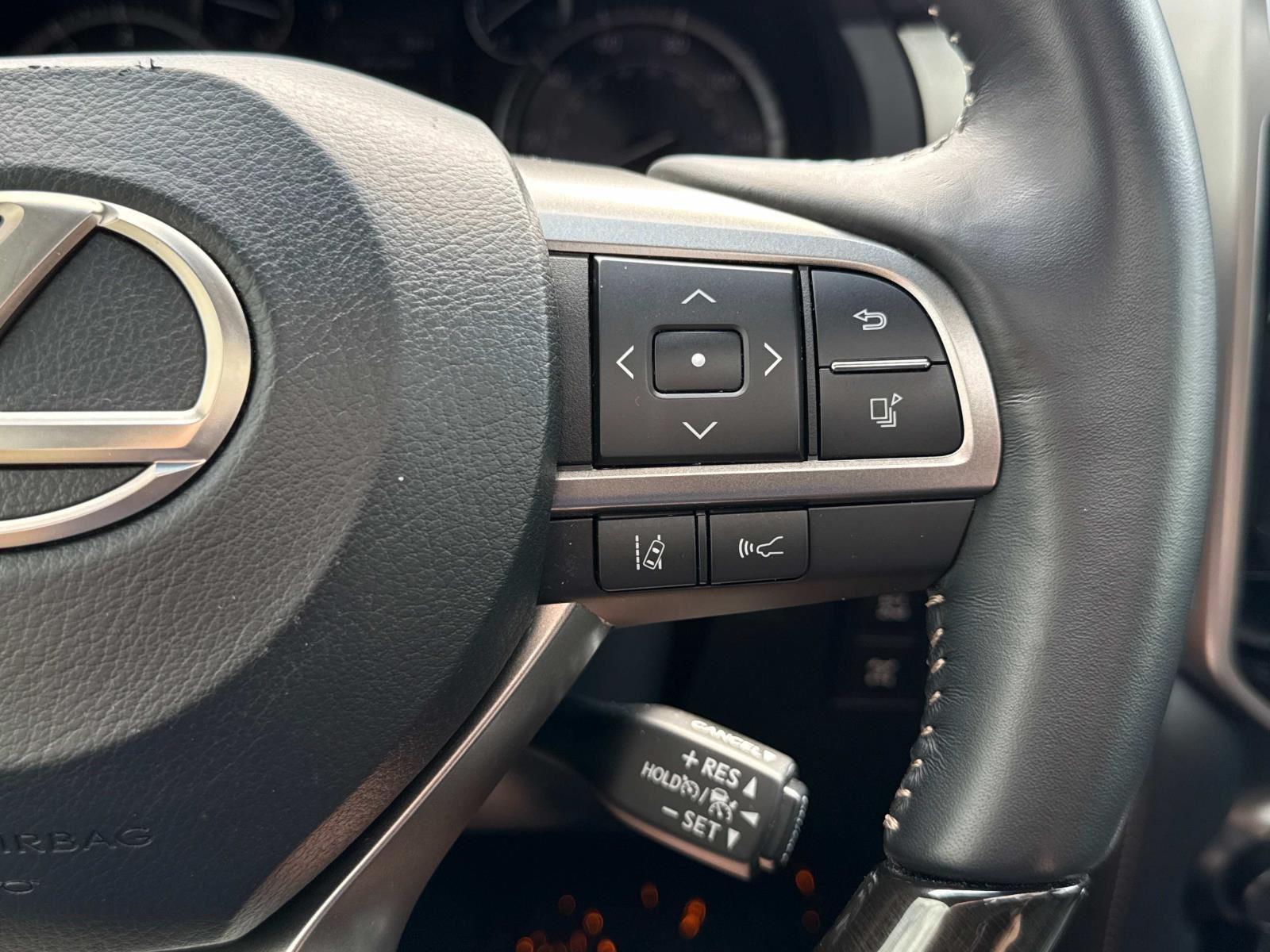 2023 Lexus GX 460 Premium Image 29 of 30