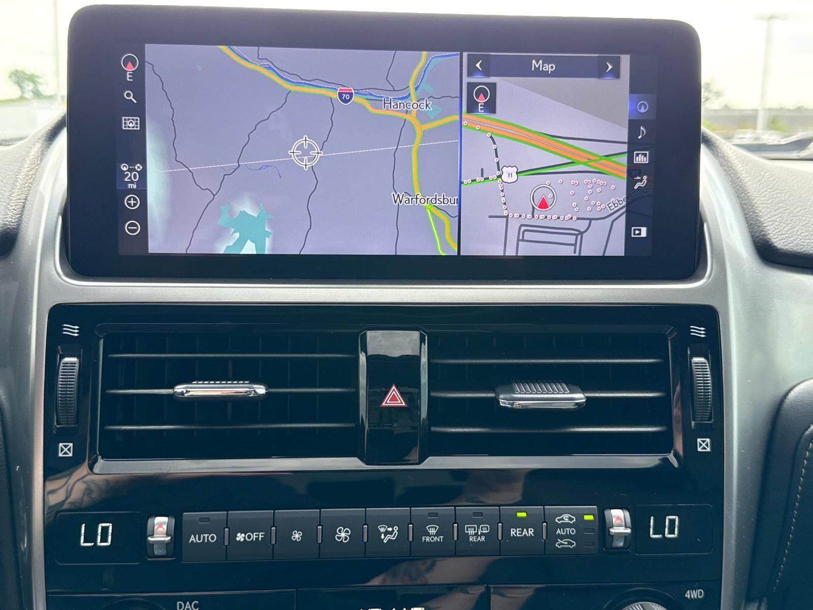 2023 Lexus GX 460 Premium Image 16 of 30