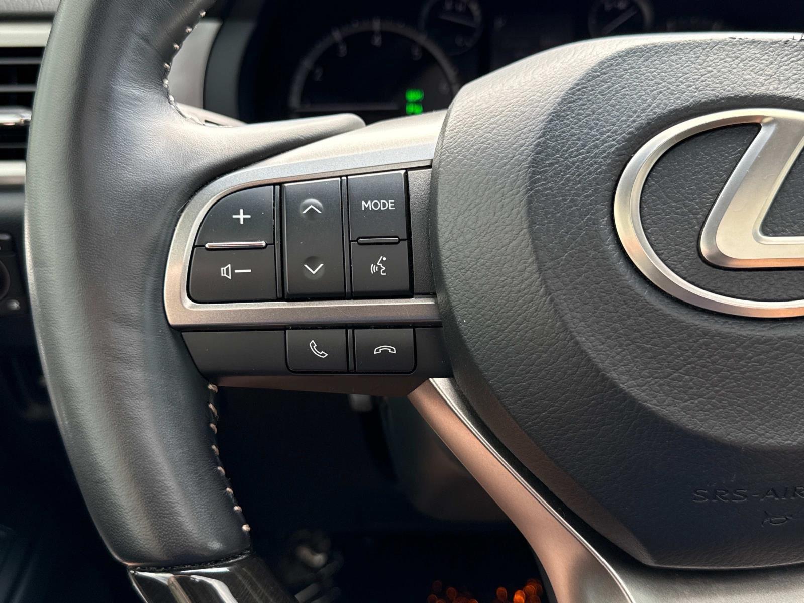 2023 Lexus GX 460 Premium Image 14 of 30