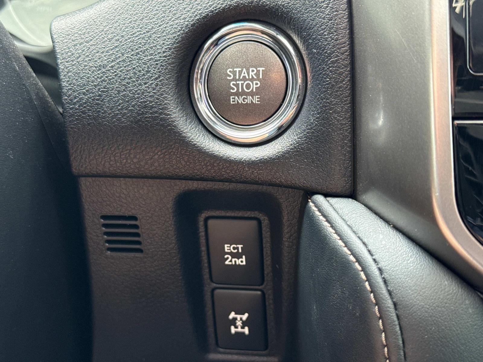 2023 Lexus GX 460 Premium Image 25 of 30