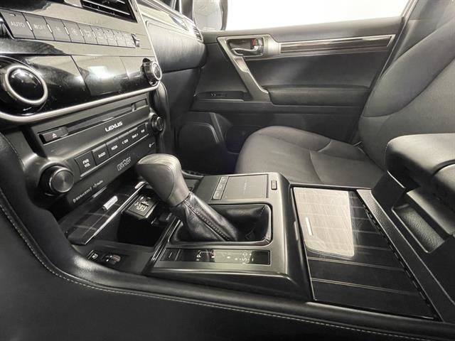 2023 Lexus GX 460 Premium Image 20 of 24