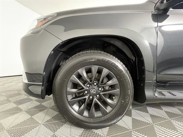 2023 Lexus GX 460 Premium Image 11 of 24