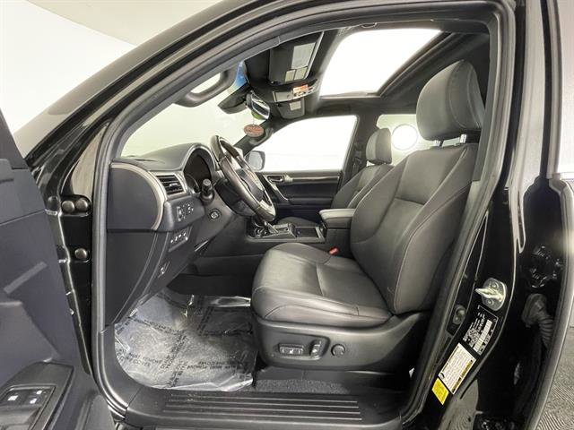 2023 Lexus GX 460 Premium Image 12 of 24