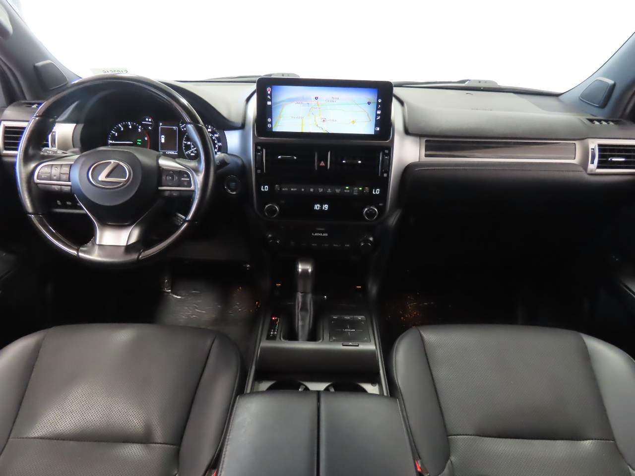 2023 Lexus GX 460 Premium Image 12 of 19