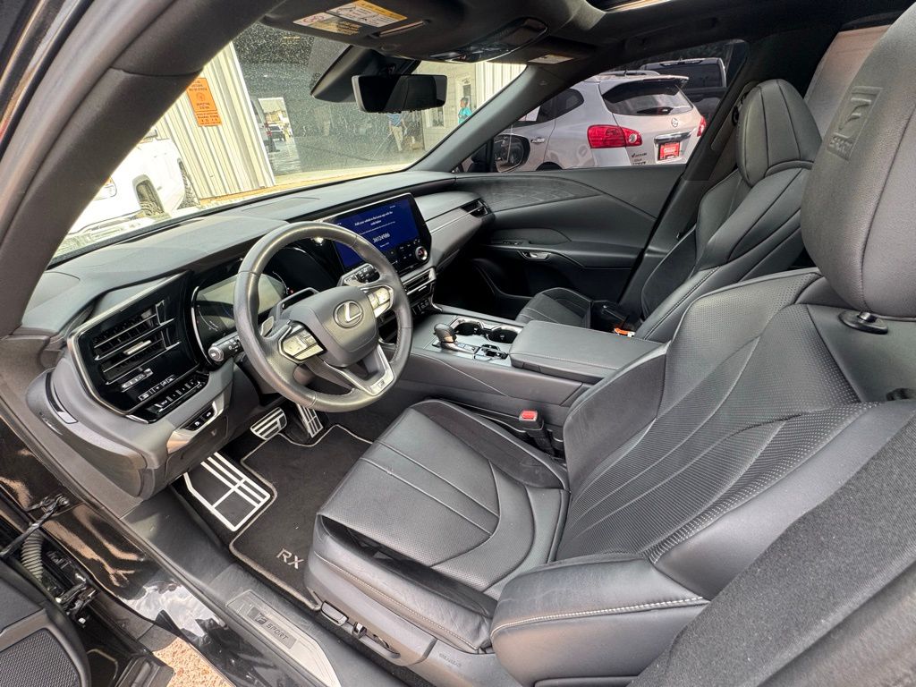 2023 Lexus RX RX 500h F SPORT Performance Image 18 of 21