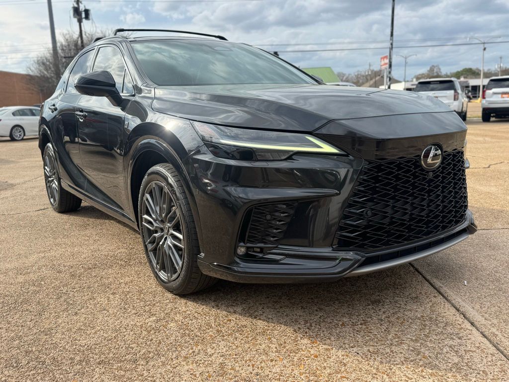 2023 Lexus RX RX 500h F SPORT Performance Image 2 of 21