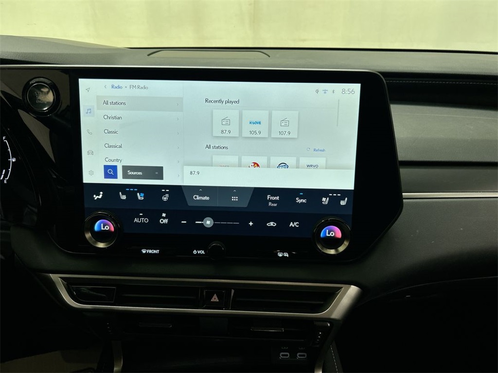 2023 Lexus RX 350 Image 19 of 24