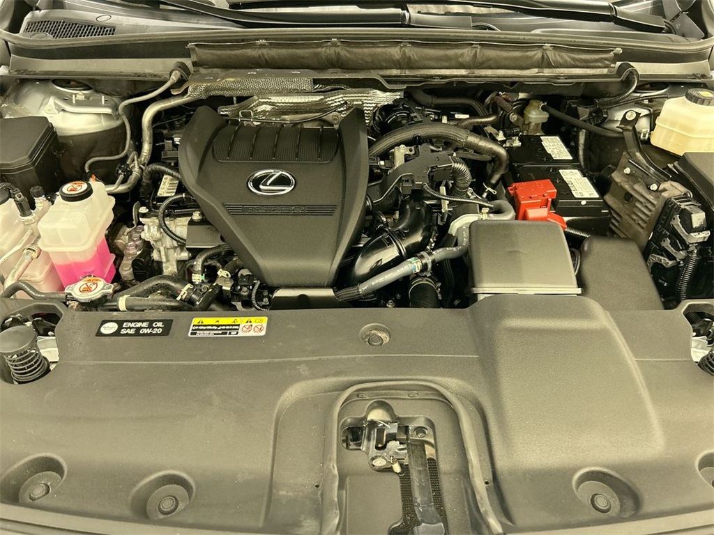 2023 Lexus RX 350 Image 8 of 24