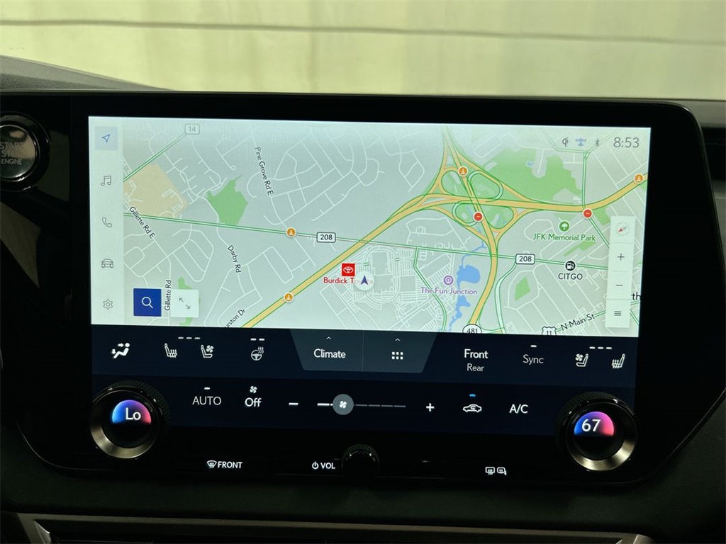 2023 Lexus RX 350 Image 16 of 24