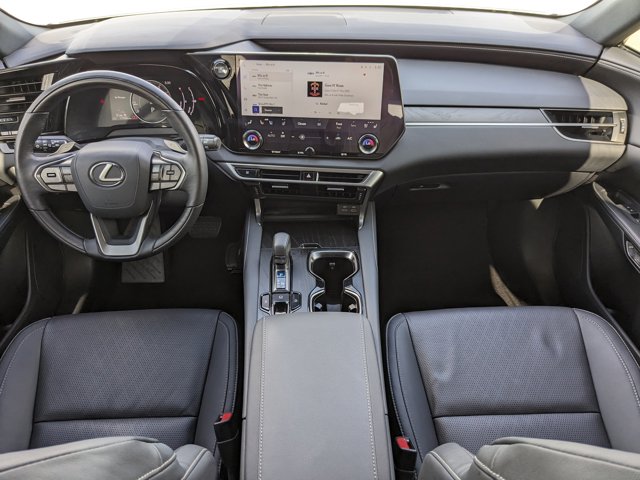 Vehicle image 20 of 36