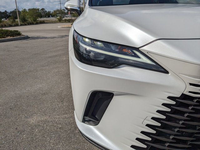 Vehicle image 5 of 36