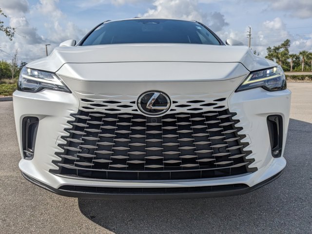Vehicle image 11 of 36