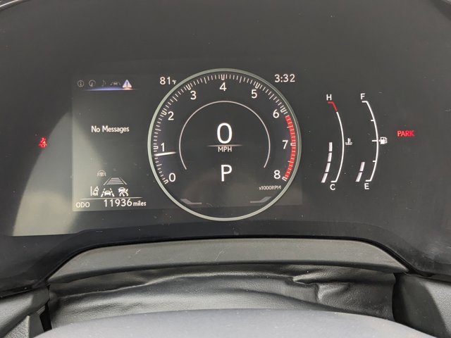 Vehicle image 34 of 36