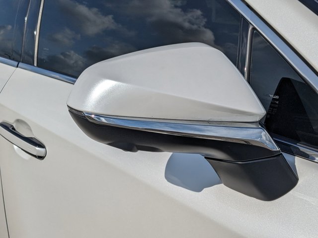 Vehicle image 14 of 36
