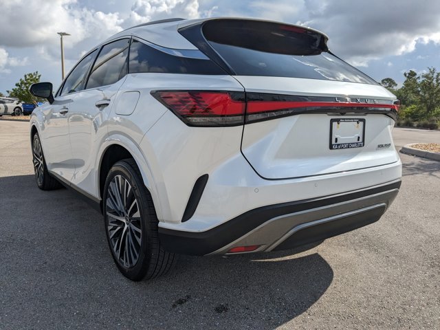Vehicle image 8 of 36