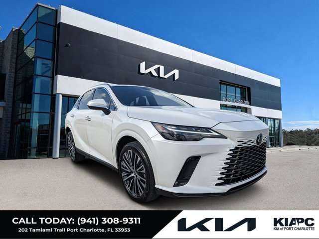 Vehicle image 4 of 36