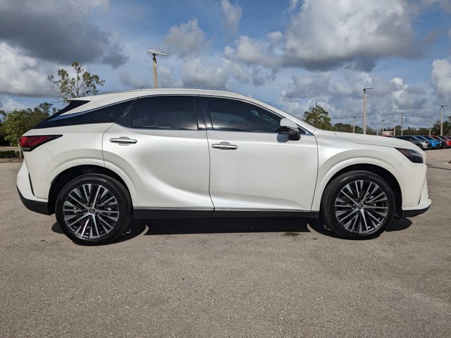 Vehicle image 6 of 36