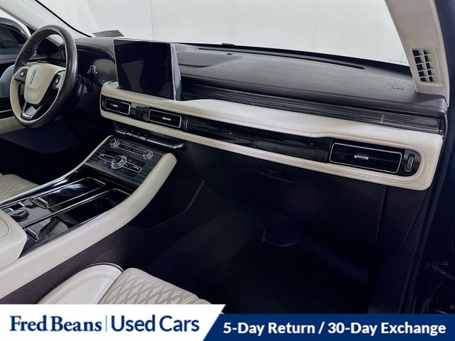 2023 Lincoln Aviator Black Label Image 19 of 36