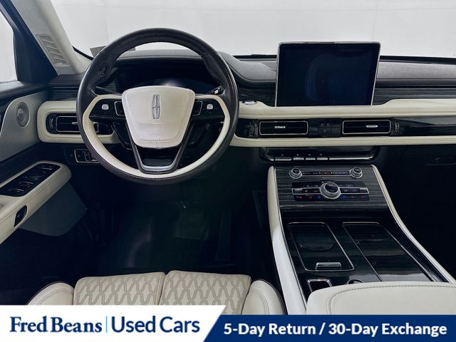 2023 Lincoln Aviator Black Label Image 17 of 36