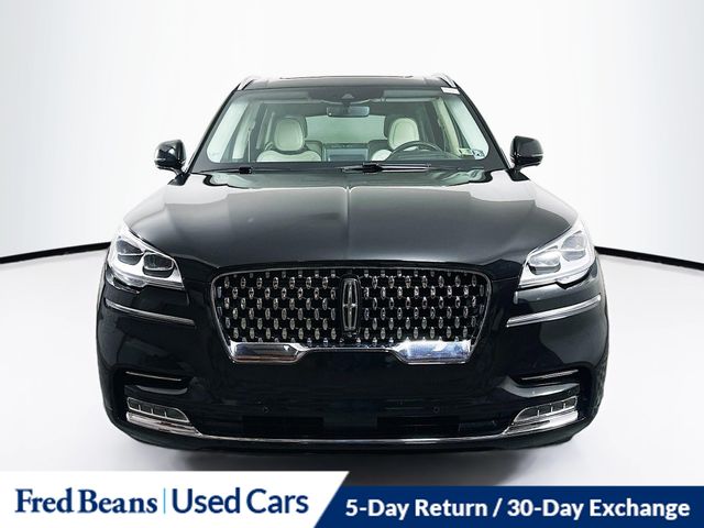 2023 Lincoln Aviator Black Label Image 2 of 36