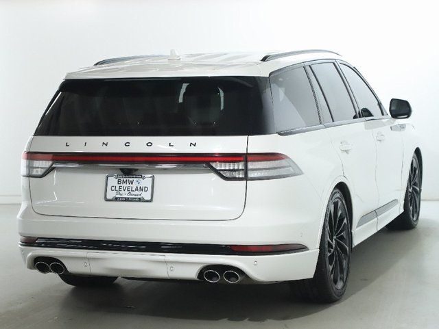 2023 Lincoln Aviator Black Label Image 9 of 48